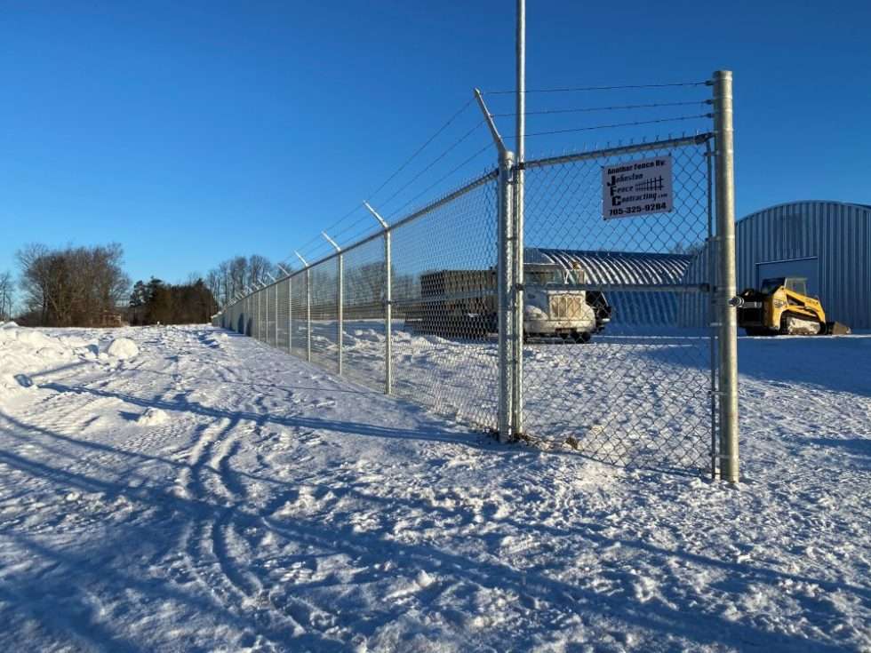 cannabis_fencing1 (1)